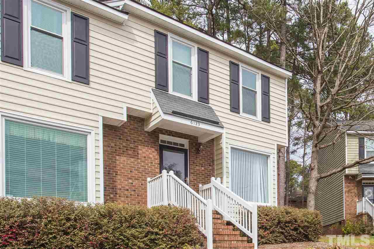 6123 Highcastle Court Raleigh, NC 27613 - Photo 3 of 29