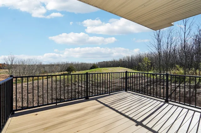 $765,000 | 18866 Silo Court, Shafer, MN 55074