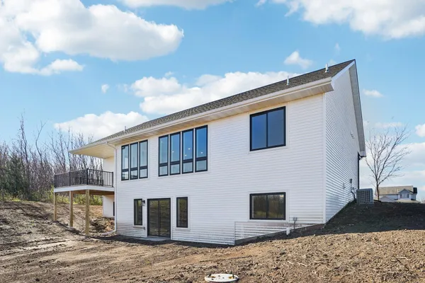 $765,000 | 18866 Silo Court, Shafer, MN 55074
