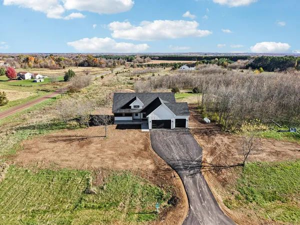 $765,000 | 18866 Silo Court, Shafer, MN 55074