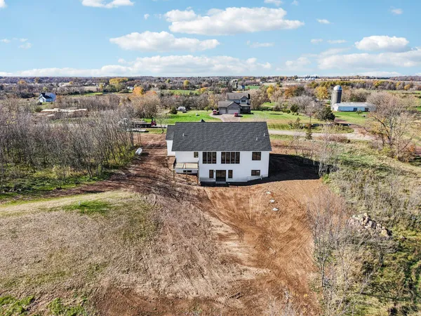 $765,000 | 18866 Silo Court, Shafer, MN 55074