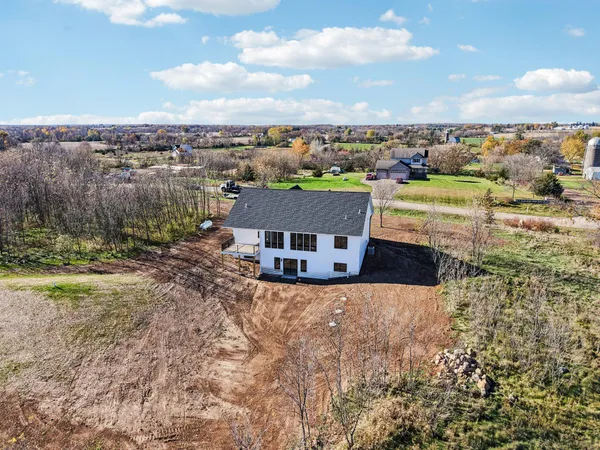 $765,000 | 18866 Silo Court, Shafer, MN 55074