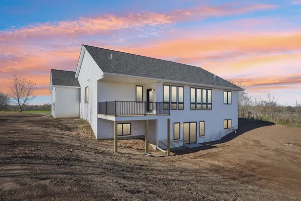 $765,000 | 18866 Silo Court, Shafer, MN 55074