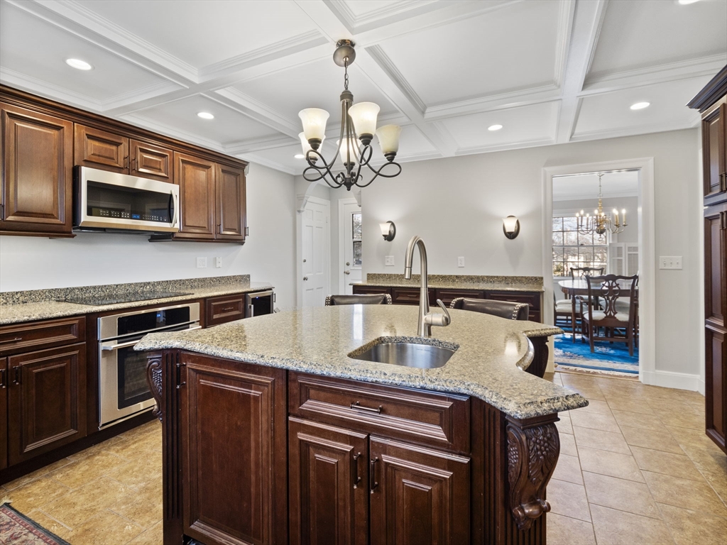 368 West Roxbury Parkway Boston, MA 02132 - Photo 13 of 42 Gallery Image 13