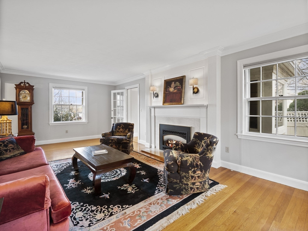 368 West Roxbury Parkway Boston, MA 02132 - Photo 15 of 42 Gallery Image 15