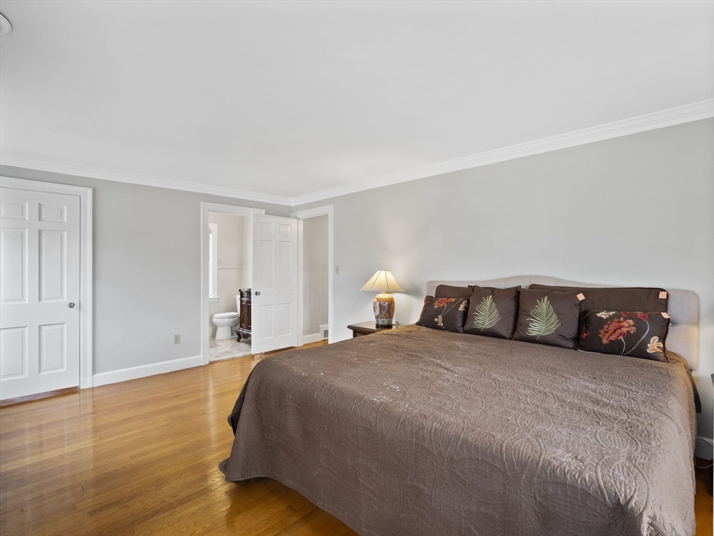 368 West Roxbury Parkway Boston, MA 02132 - Photo 28 of 42 Gallery Image 28