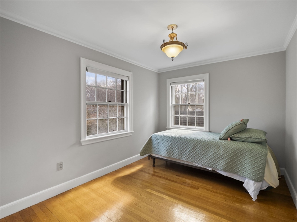 368 West Roxbury Parkway Boston, MA 02132 - Photo 30 of 42 Gallery Image 30