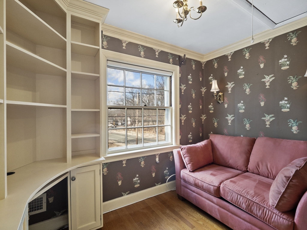 368 West Roxbury Parkway Boston, MA 02132 - Photo 35 of 42 Gallery Image 35