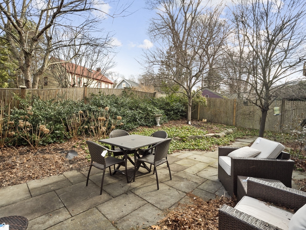 368 West Roxbury Parkway Boston, MA 02132 - Photo 41 of 42 Gallery Image 41