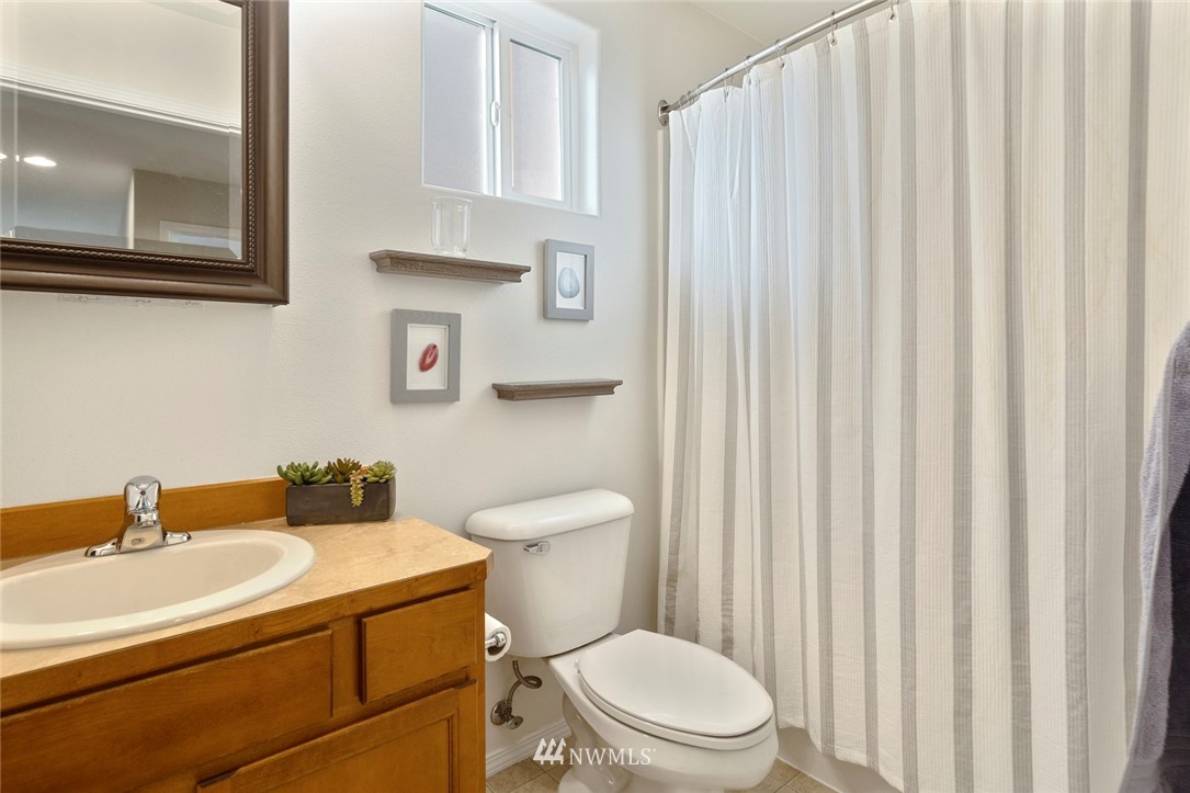 129 196th Place Southwest, Unit 6 Bothell, WA 98012 - Photo 14 of 25