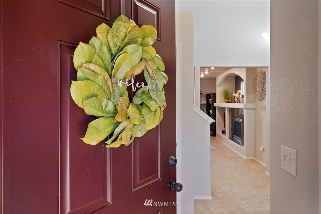 129 196th Place Southwest, Unit 6 Bothell, WA 98012 - Photo 3 of 25