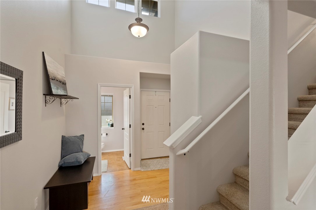 129 196th Place Southwest, Unit 6 Bothell, WA 98012 - Photo 5 of 25