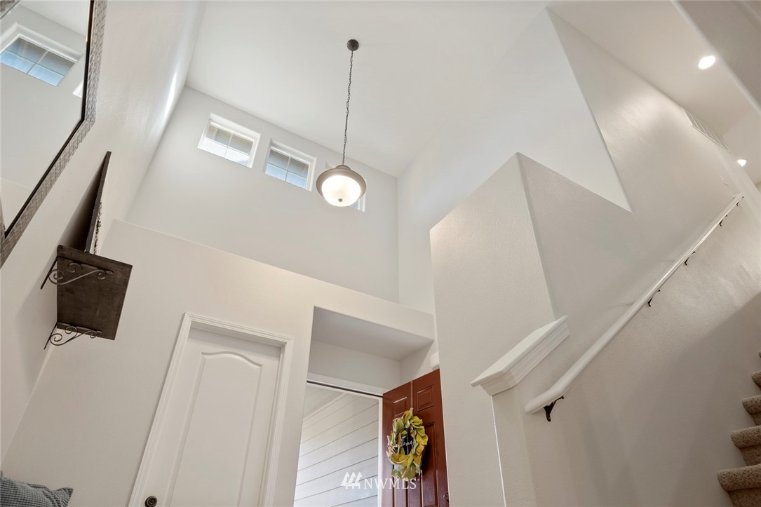 129 196th Place Southwest, Unit 6 Bothell, WA 98012 - Photo 6 of 25