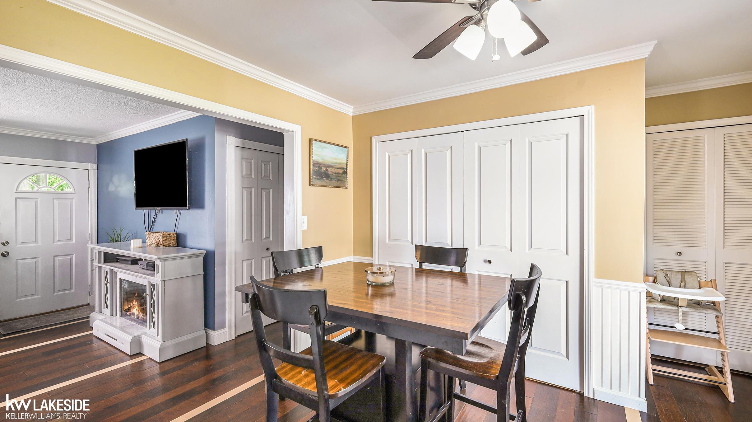 33751 Schneider Road New Baltimore, MI 48047 - Photo 9 of 29 50152812-79492914-7018-4bd4-8c5b-4be3847476c9.JPG