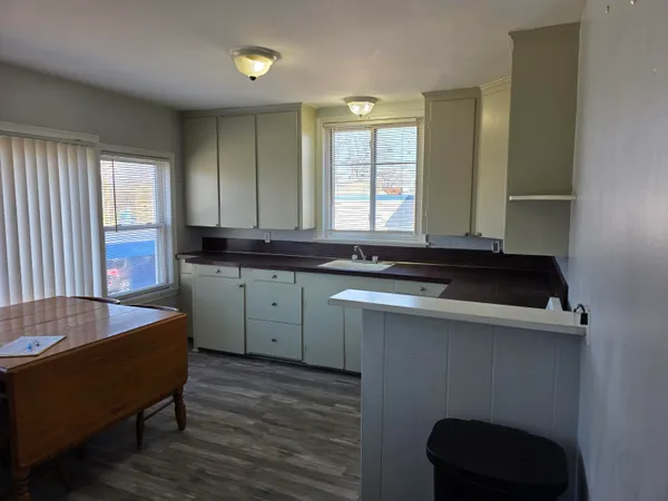 $900 | 22006 North Chrysler Drive, Unit 4, Hazel Park, MI 48030