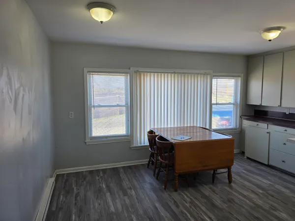 $900 | 22006 North Chrysler Drive, Unit 4, Hazel Park, MI 48030