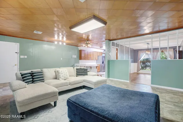 $2,000 | 681 Emar Drive, Church Point, LA 70525