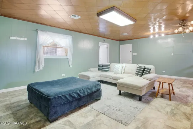 $2,000 | 681 Emar Drive, Church Point, LA 70525