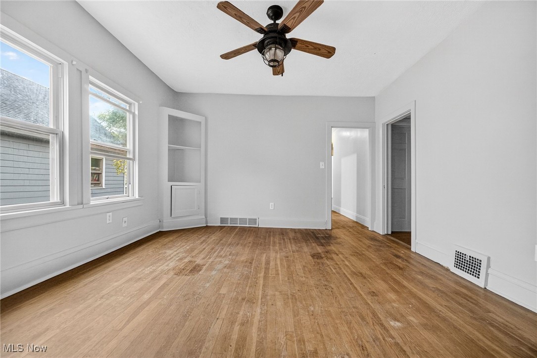 1558 Ivydale Road Cleveland, OH 44118 - Photo 30 of 47 Gallery Image 30