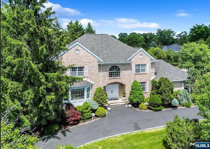 163 Rutherford Road Mahwah, NJ 07430 - Photo 1 of 47 Gallery Image 1