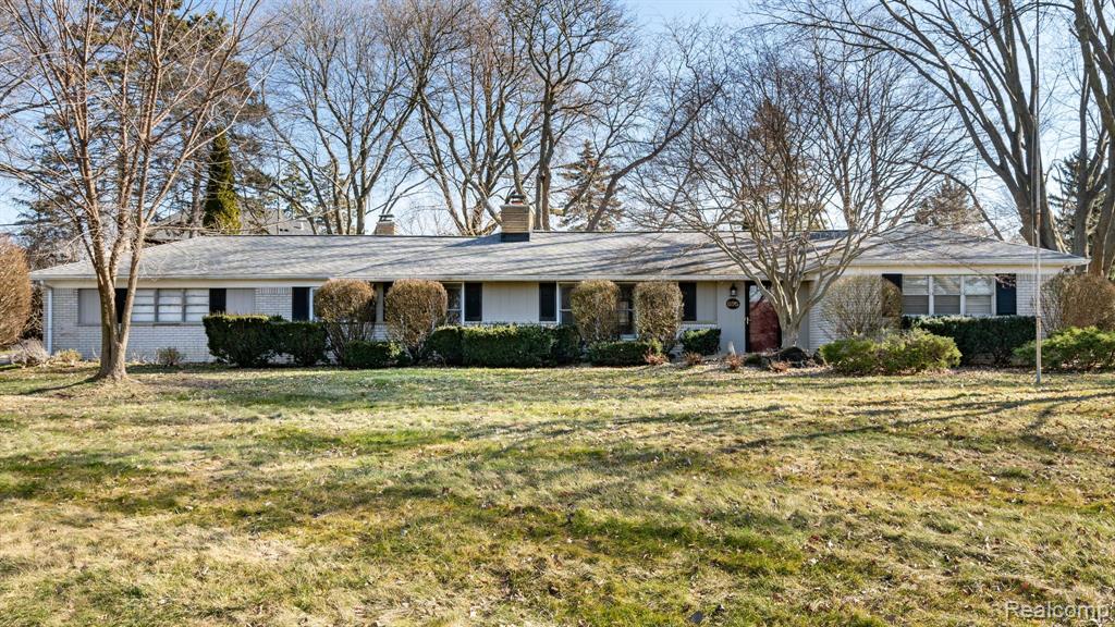 895 North Pemberton Road Bloomfield Hills, MI 48302 - Photo 3 of 28 Gallery Image 3