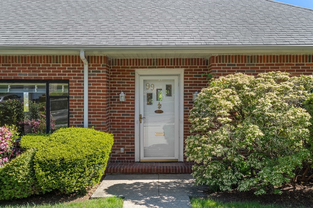 99 Jordan Road Brookline, MA 02446 - Photo 2 of 42 Gallery Image 2