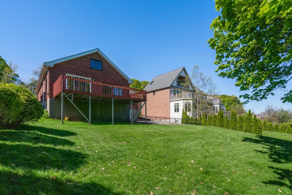 99 Jordan Road Brookline, MA 02446 - Photo 9 of 42 Gallery Image 9