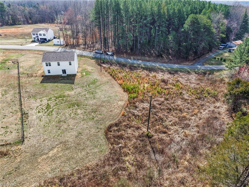 200 Lingle Farm Road Lexington, NC 27295 - Photo 37 of 44 Huge yard with an acre of land
