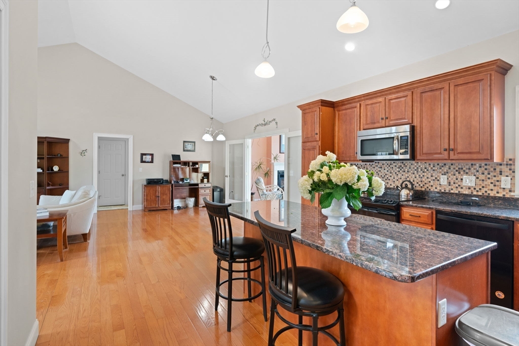 49 Tupelo Road Westport, MA 02790 - Photo 13 of 42 Gallery Image 13