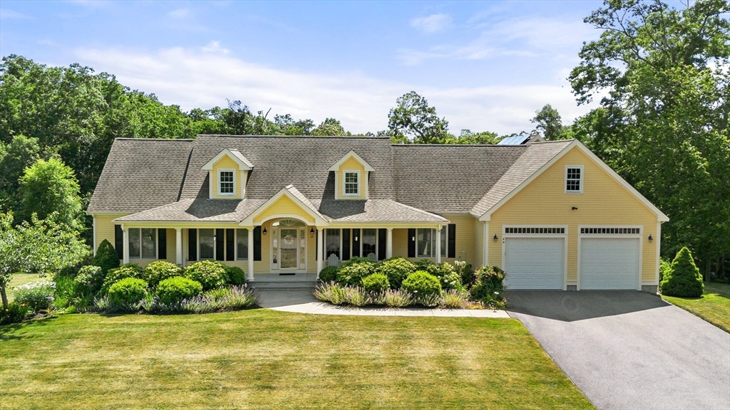 49 Tupelo Road Westport, MA 02790 - Photo 2 of 42 Gallery Image 2