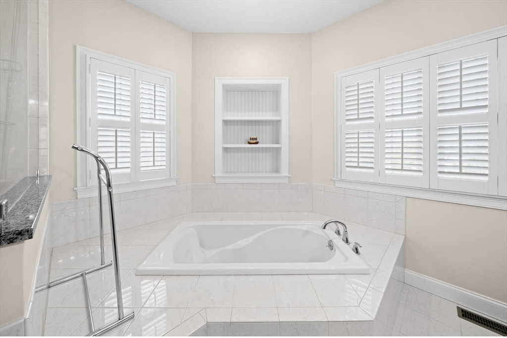 49 Tupelo Road Westport, MA 02790 - Photo 21 of 42 Gallery Image 21