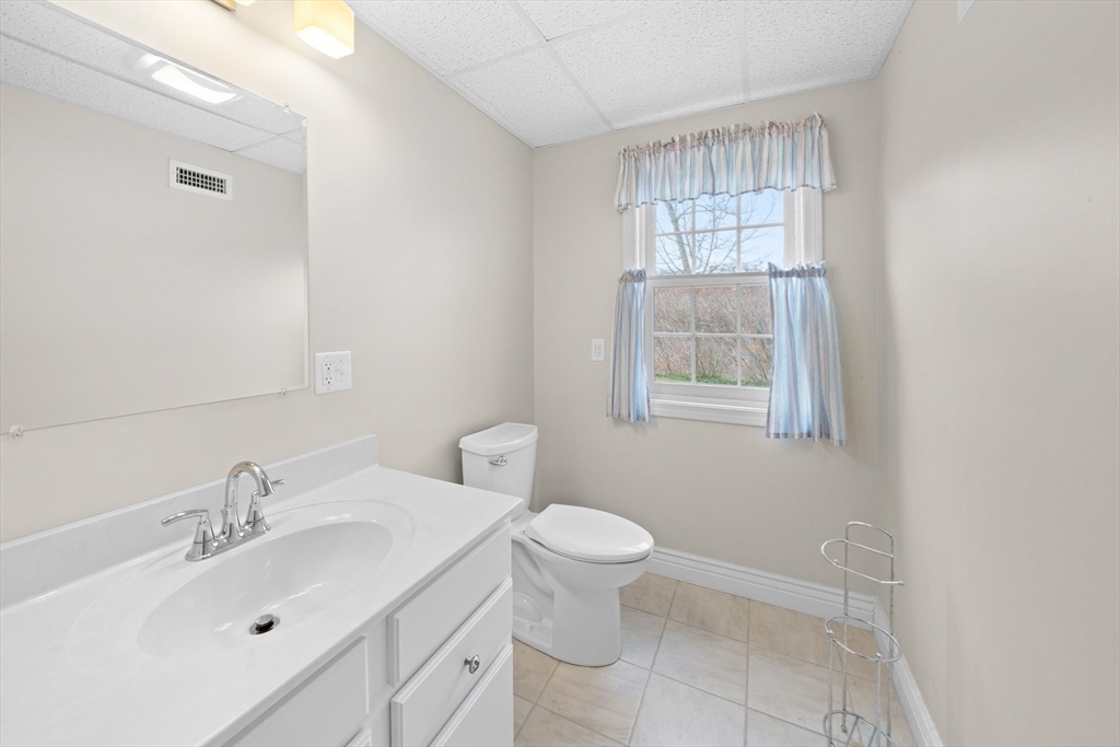 49 Tupelo Road Westport, MA 02790 - Photo 31 of 42 Gallery Image 31