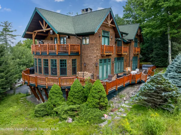 $3,649,000 | 6 White Way, Windham, NY 12496