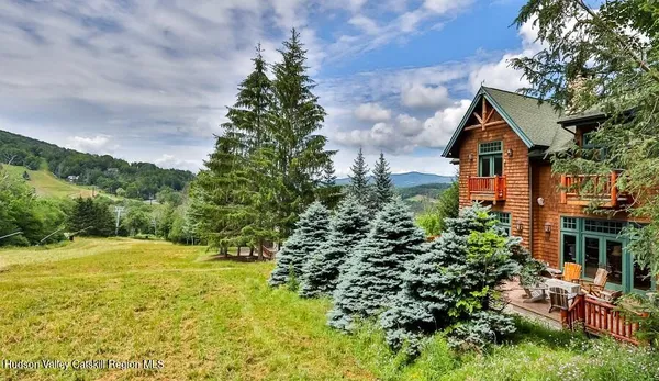 $3,649,000 | 6 White Way, Windham, NY 12496