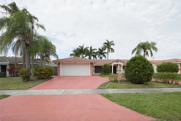 $4,800 | 1261 Rodman Street, Hollywood, FL 33019