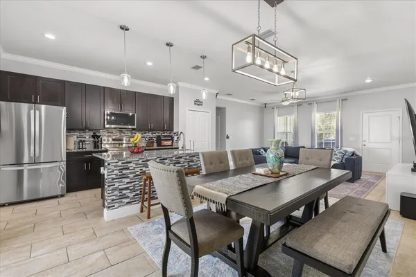 $300,000 | 13657 Southwest 33rd Circle, Ocala, FL 34473