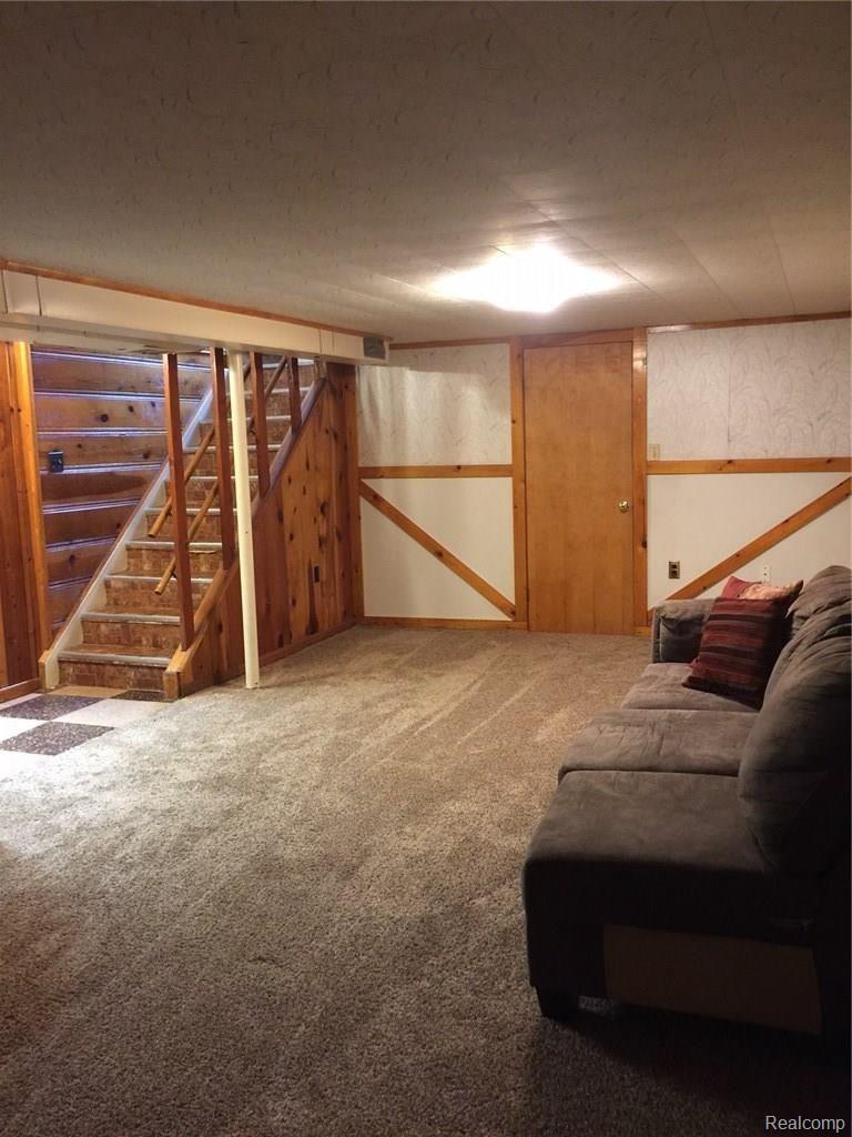 2983 Grange Road Trenton, MI 48183 - Photo 31 of 34 IMG_2559.JPG