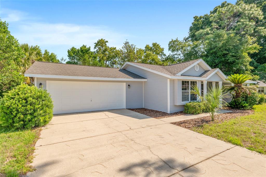 8321 Southwest 108th Pl Road Ocala, FL 34481 - Photo 3 of 43 Gallery Image 3