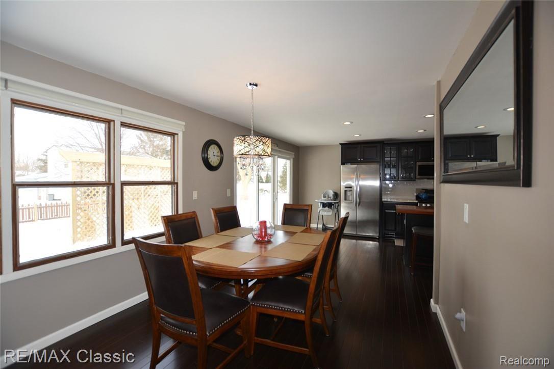 22529 Sheridan Road Novi, MI 48375 - Photo 5 of 17 Dining Room