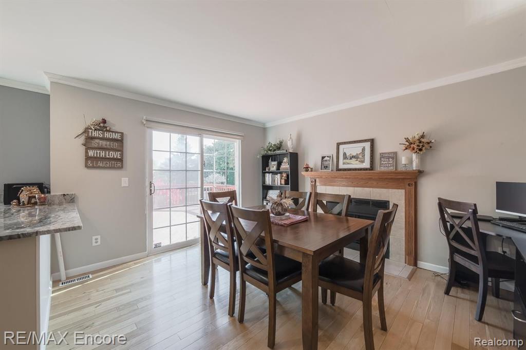 2025 Avonstoke Road Rochester Hills, MI 48307 - Photo 11 of 47