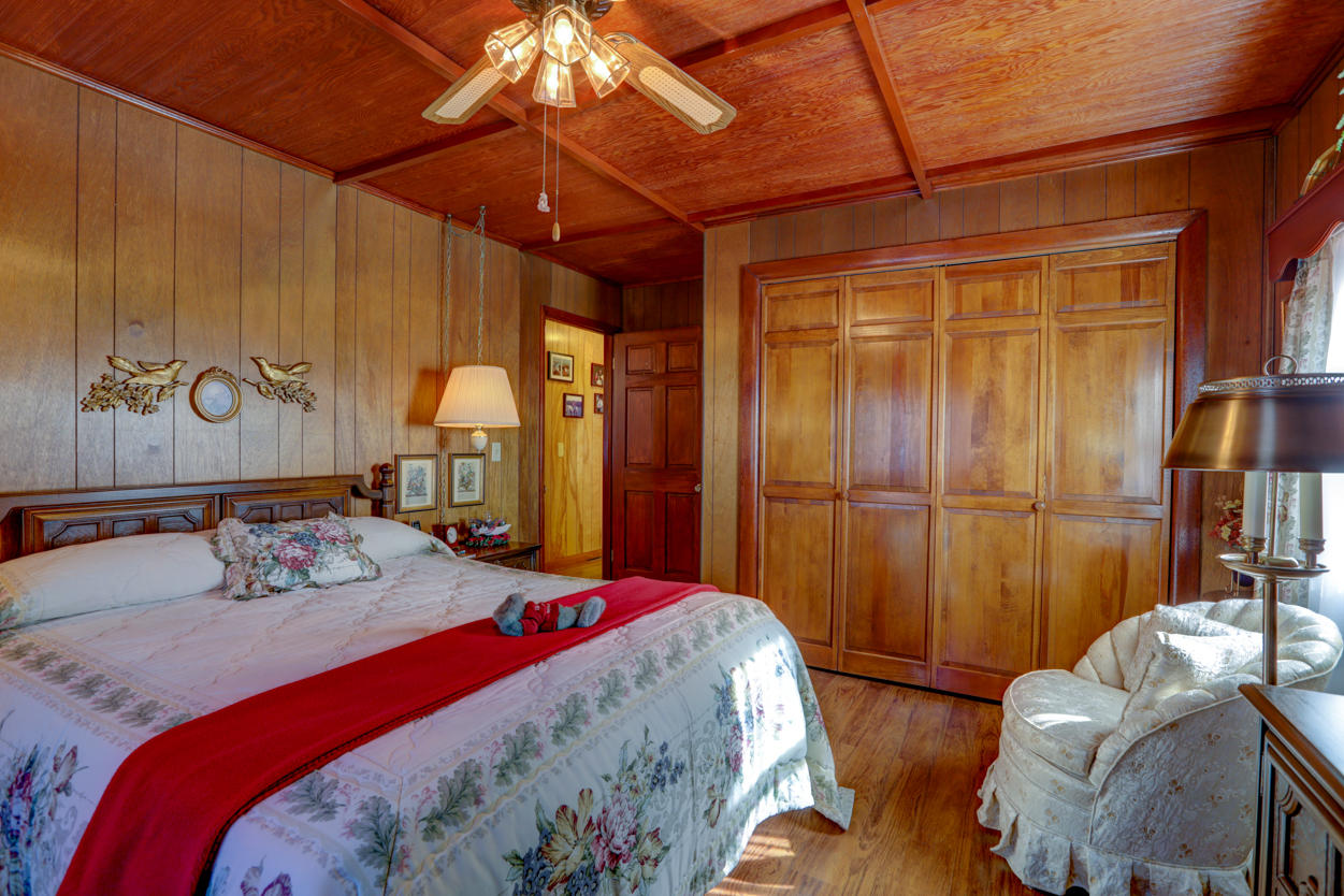 4702 Wilson Road Big Stone Gap, VA 24219 - Photo 33 of 72 3A4F802A-6762-40CA-8256-EF3DFBAD7B2B