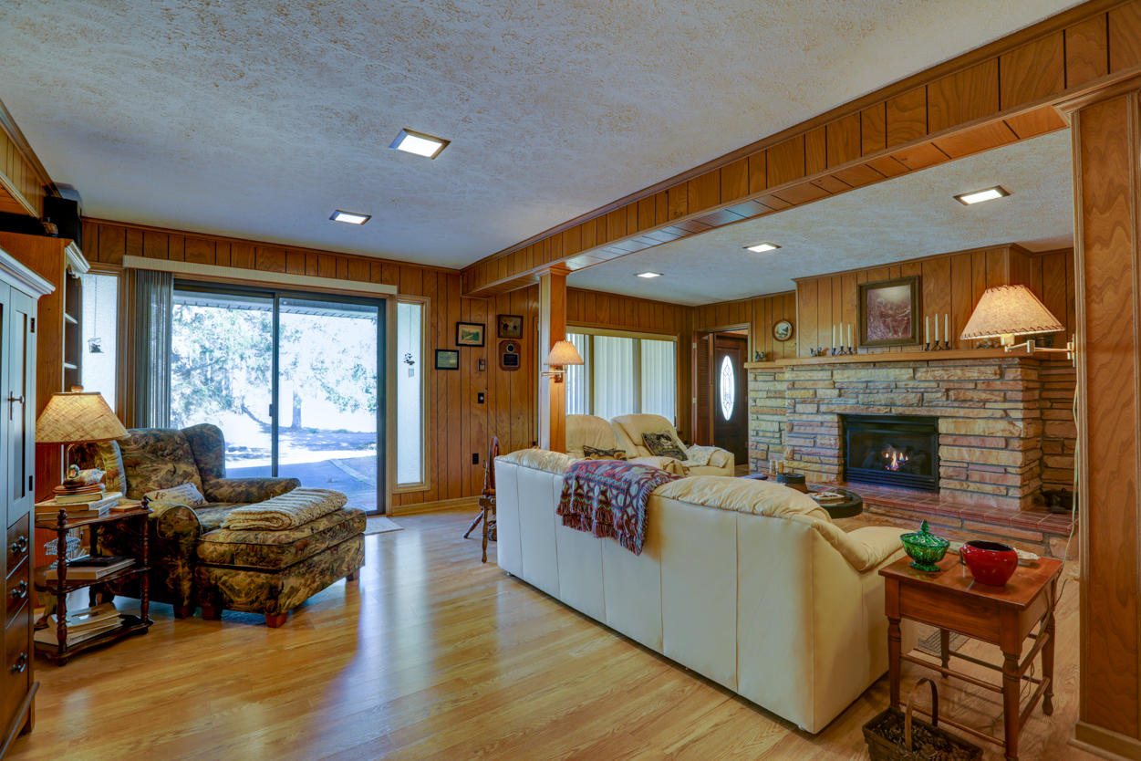 4702 Wilson Road Big Stone Gap, VA 24219 - Photo 44 of 72 21AC99ED-5000-402D-BFC3-AA1B9F7E21FE