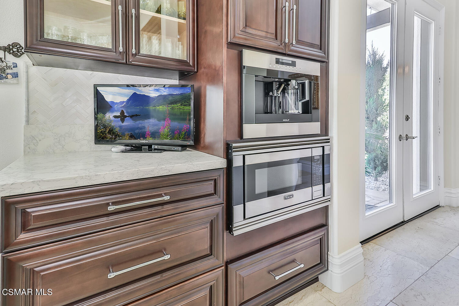 605 Noble Road Simi Valley, CA 93065 - Photo 45 of 97 hKitchen7