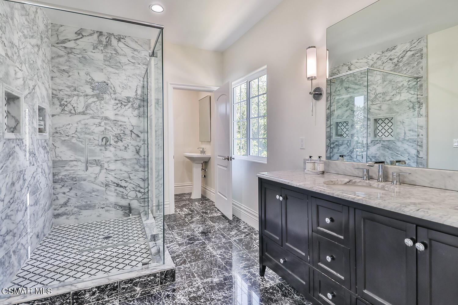 605 Noble Road Simi Valley, CA 93065 - Photo 72 of 97 lBonus Bedroom2 Ensuite4