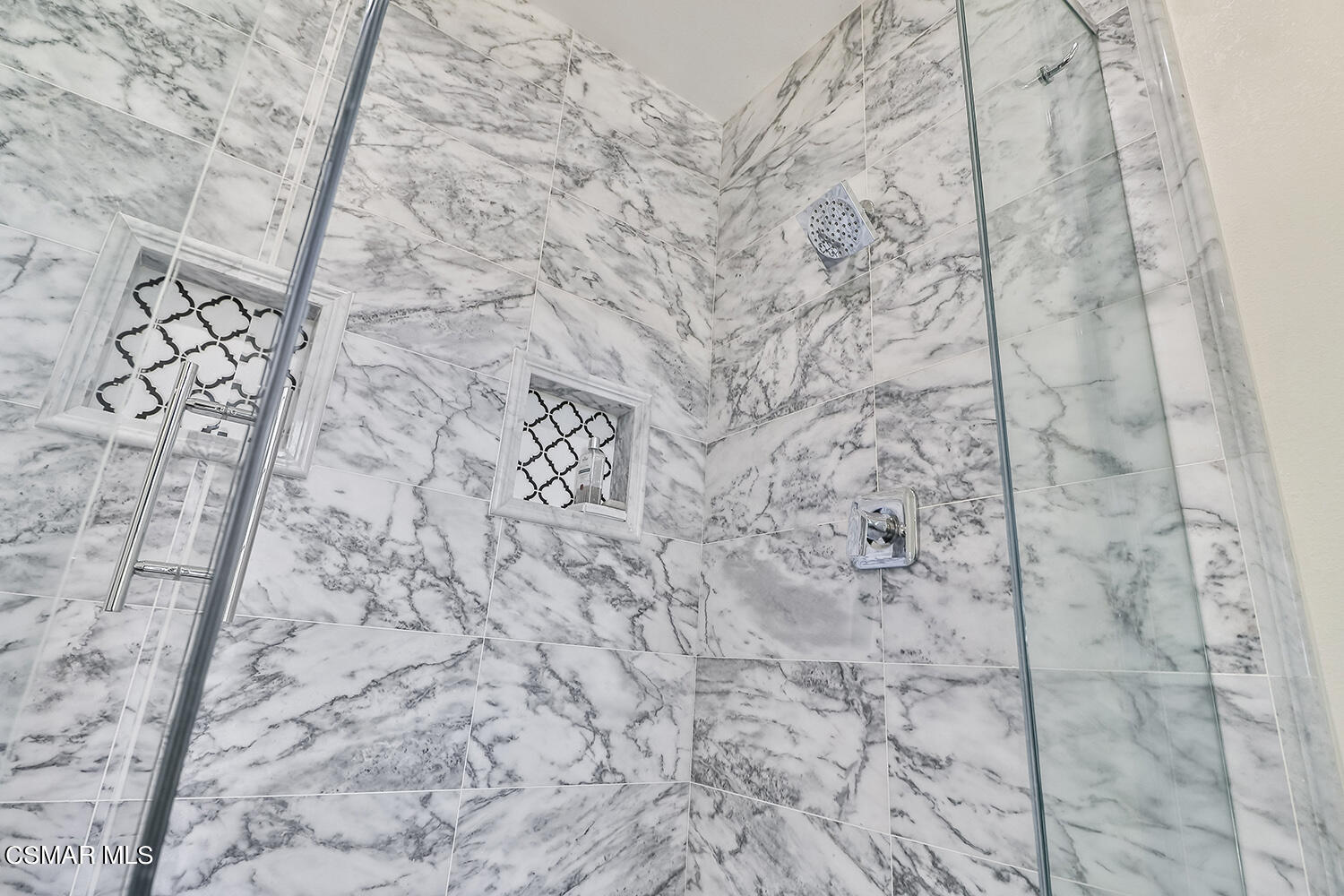605 Noble Road Simi Valley, CA 93065 - Photo 74 of 97 lBonus Bedroom2 Ensuite6