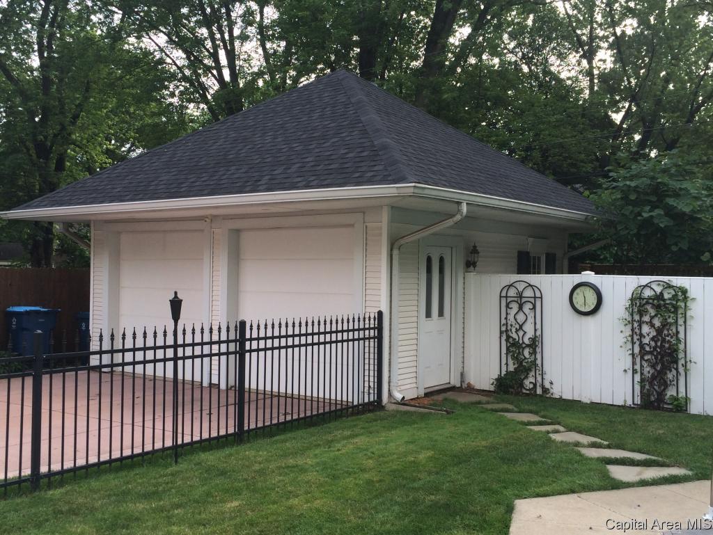 1333 Dial Court Springfield, IL 62704 - Photo 30 of 32 Gallery Image 30
