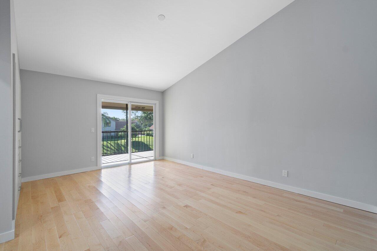 5591 Coach House Circle, Unit H Boca Raton, FL 33486 - Photo 16 of 30 019-5591CoachHouseCircle-BocaRaton-FL-33