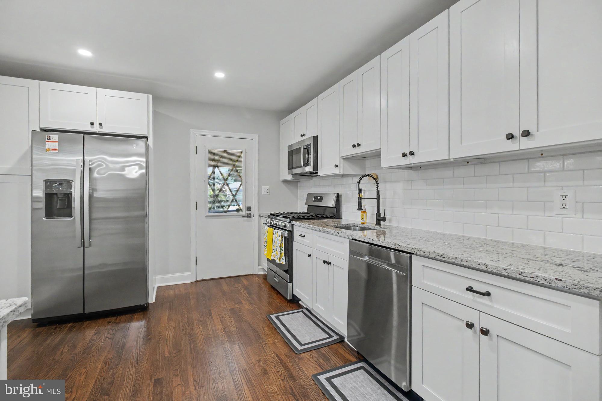 3702 Hurlock Road Middle River, MD 21220 - Photo 15 of 52 Kitchen