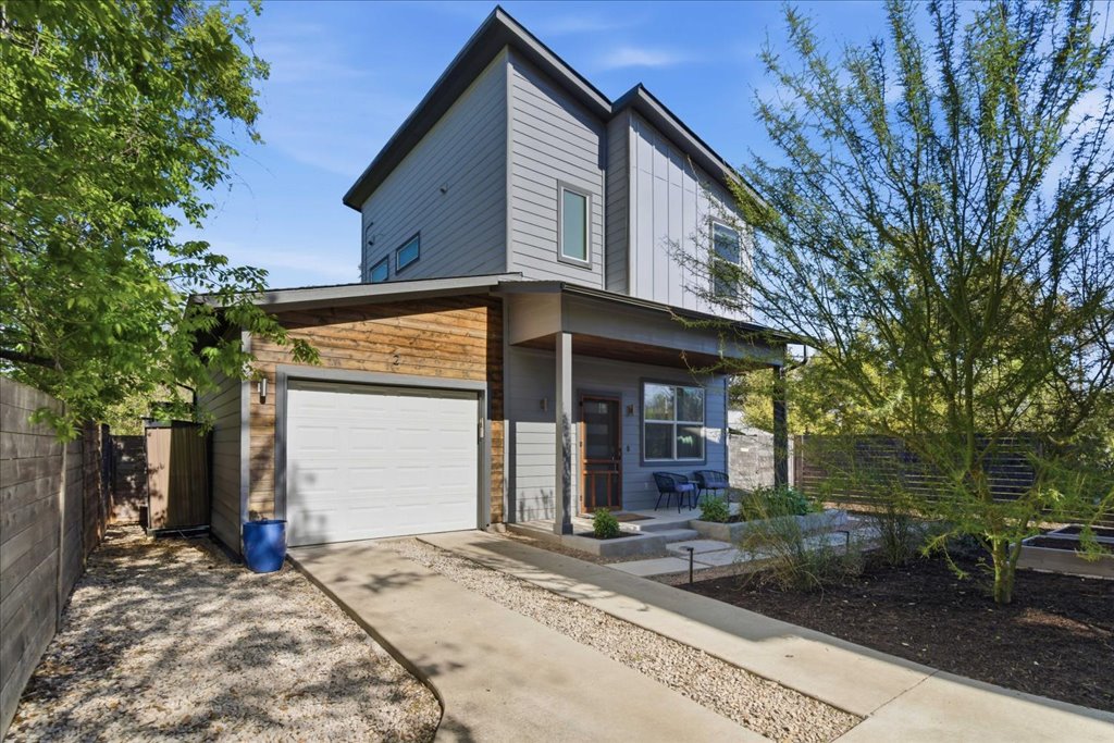 706 Short Kemp Street, Unit 2 Austin, TX 78741 - Photo 1 of 36