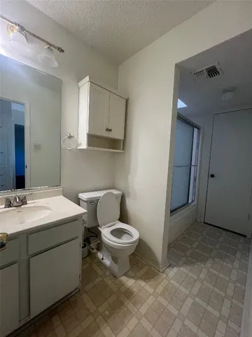 $1,375 | 1515 West Braker Lane, Unit B, Austin, TX 78758